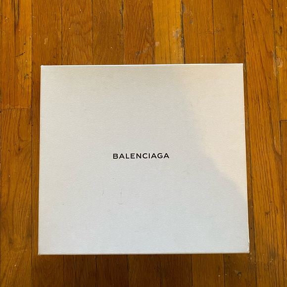 Balenciaga sandals - Picture 2 of 8